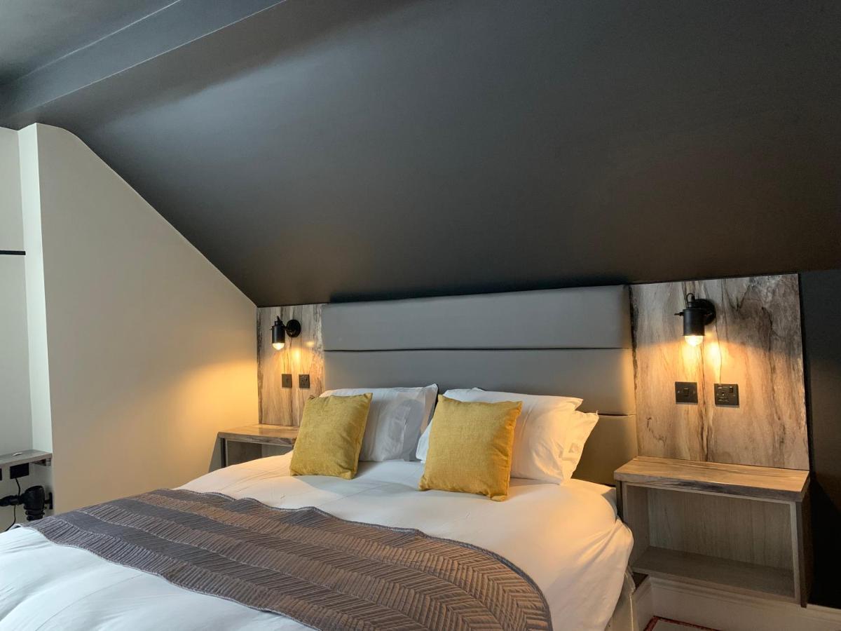 Breeze Suites - Luxury Group Accom - Sleeps 19 Blackpool Bagian luar foto